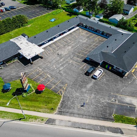 Holiday Motel Sault Ste. Marie Exterior foto